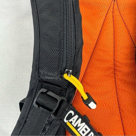 Camelbak Snobowl Black Gray & Orange Hydration Backpack - Picture 5 of 6